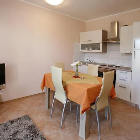 Apartment Fila I Jure Solin Room photo